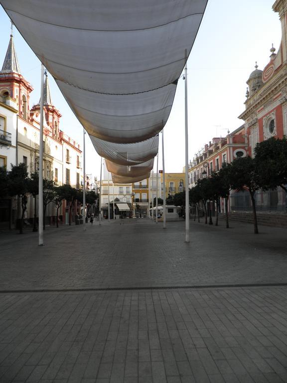Apartamento Centro Plaza Salvador, Wifi Free& Parking Opcional Севилья Экстерьер фото